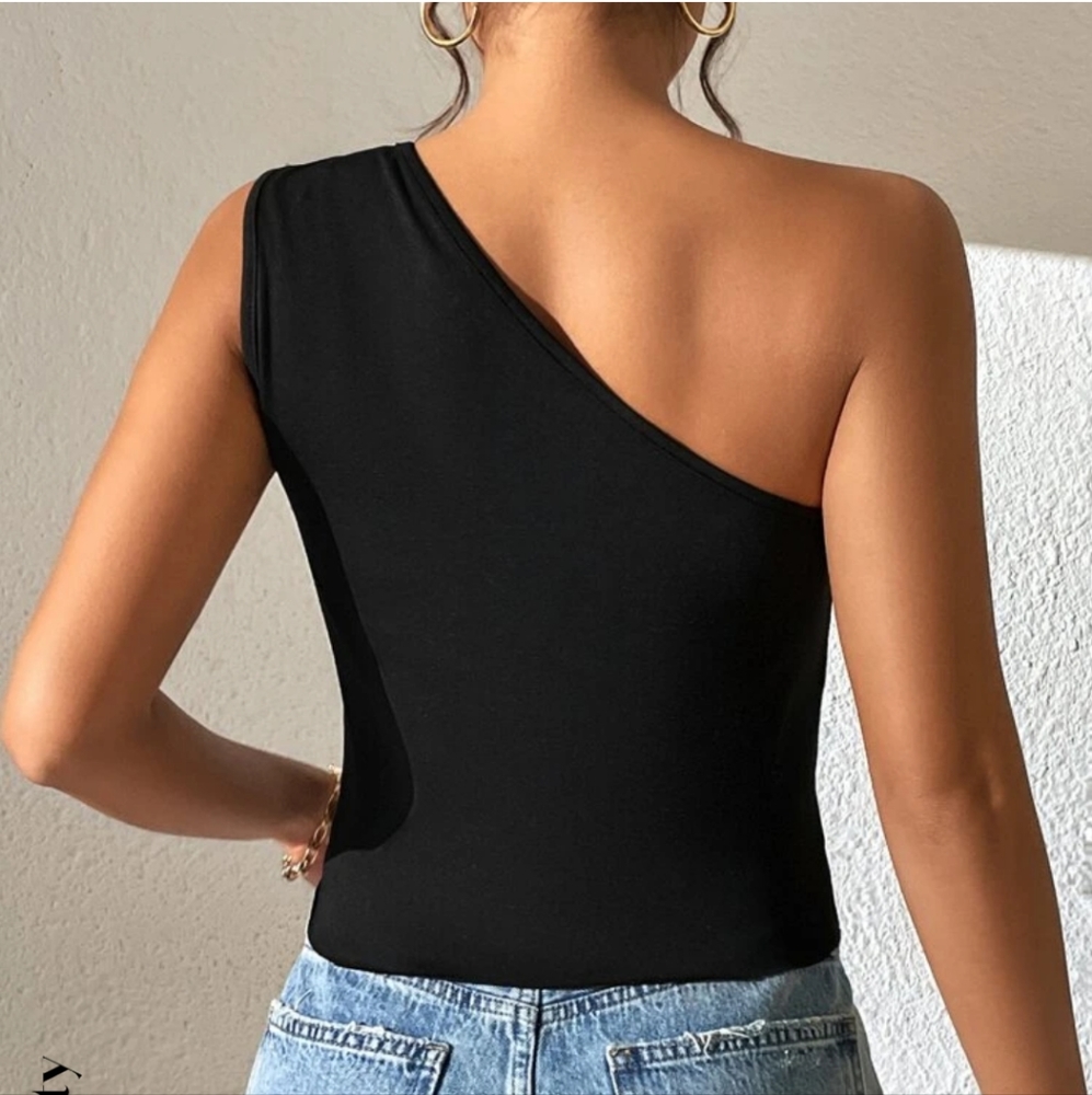 Shein Top Didn't Come With Tags - Picture 6 of 7